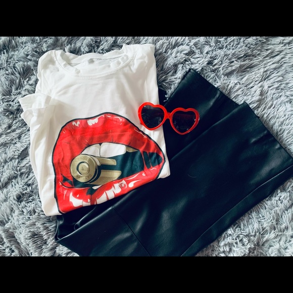 Great Tshirt crooks & castle 💋💋 - Picture 2 of 5